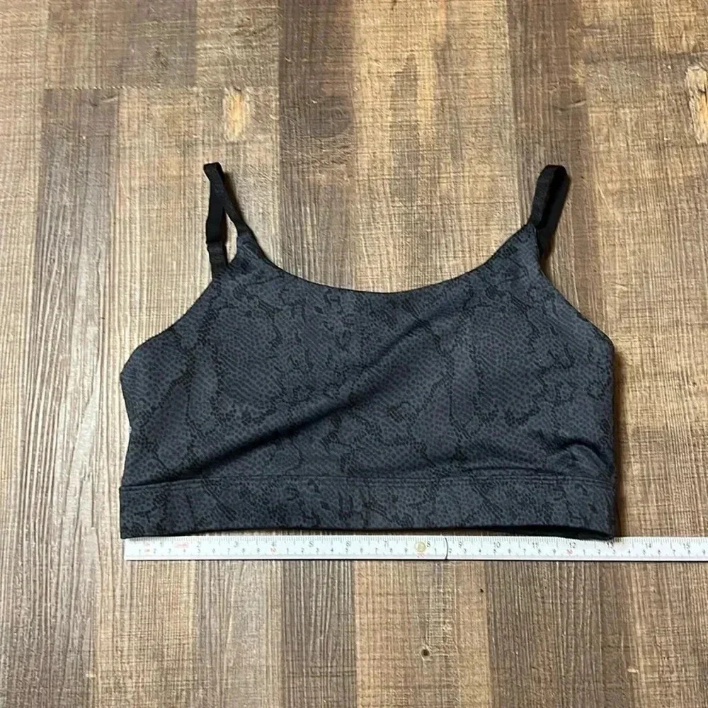 All fenix Womens Sports bra pyhon print snakeskin Md black adjustable straps gym